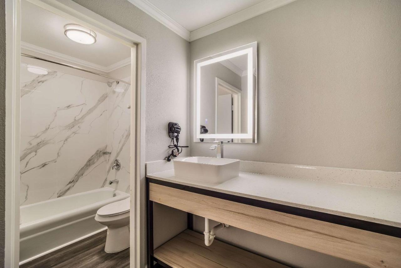 Mainstay Suites Florence Eksteriør billede