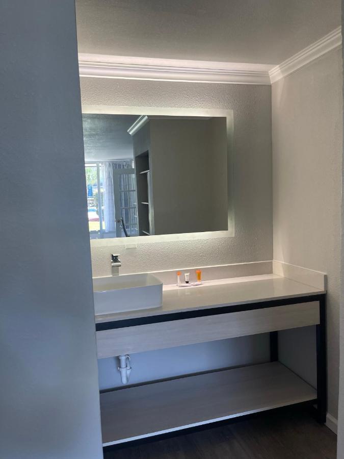Mainstay Suites Florence Eksteriør billede